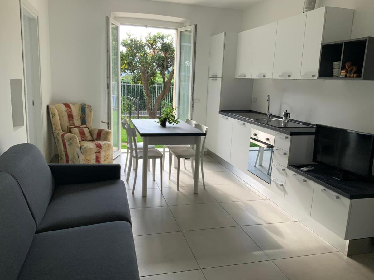 Casa Vacanze Romeo Pietra Ligure Buitenkant foto