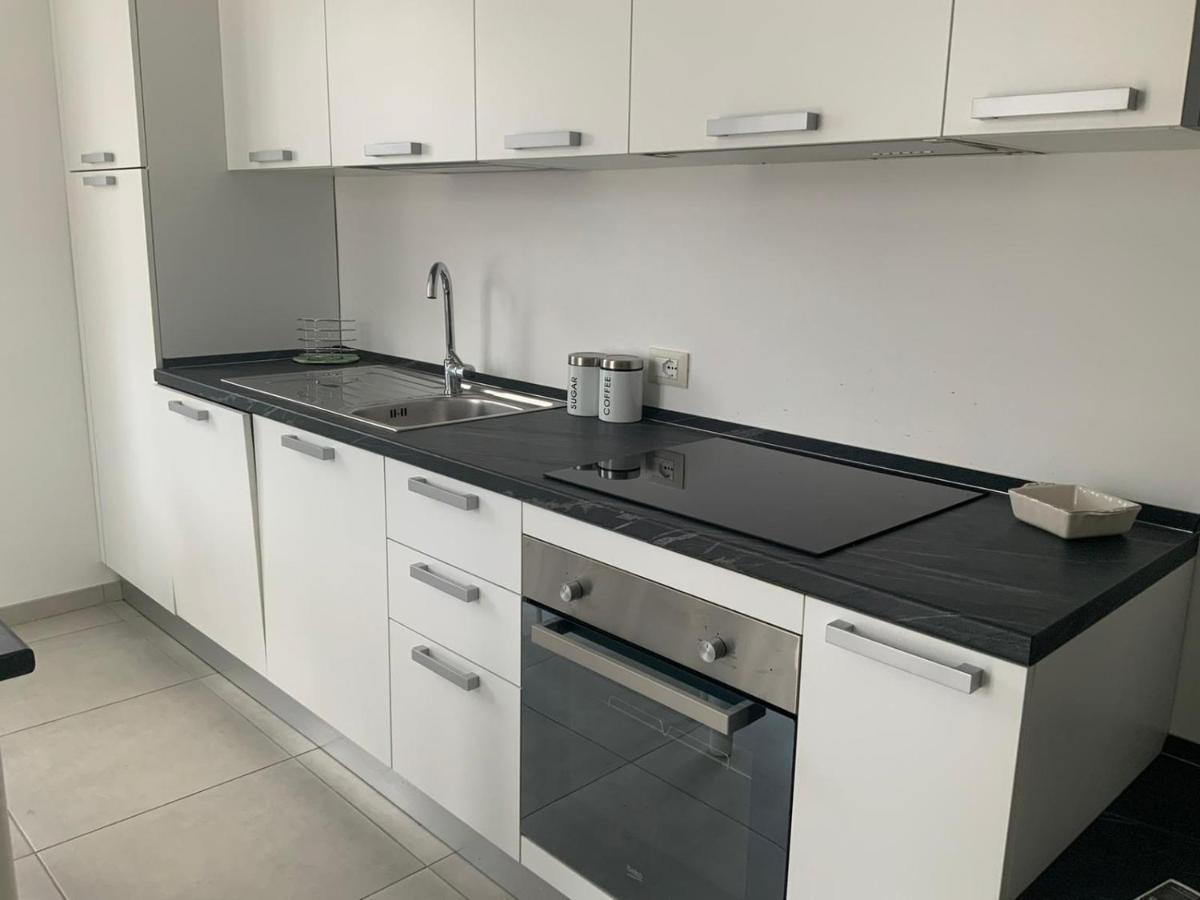 Casa Vacanze Romeo Pietra Ligure Buitenkant foto