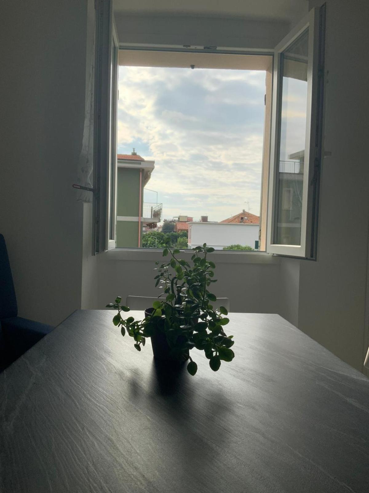Casa Vacanze Romeo Pietra Ligure Buitenkant foto